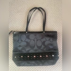 Good condition Coach monogram purse